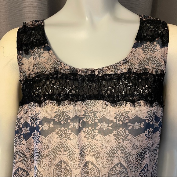 EUC Mystree sheer tunic top in size M. - Picture 2 of 7